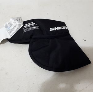 Sherwood neckguard with bib